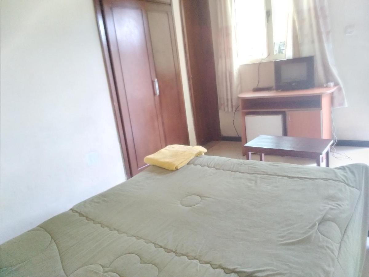 Wib Guesthouse Addis Abeba Buitenkant foto