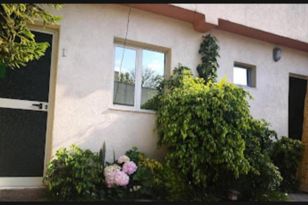 Wib Guesthouse Addis Abeba Buitenkant foto